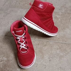 SOREL Tivoli Go Waterproof High-Top Red Sneakers 7M (8.5W)